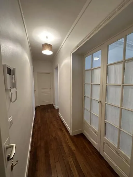 Charmant Appartement Parisien 0*, Paris France